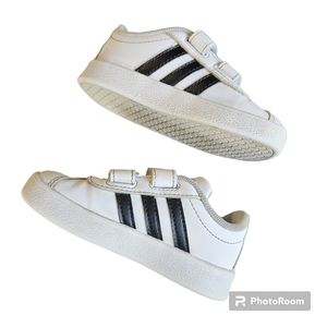ADIDAS Toddler Baby Boys Classic White & Black Low Top Velcro Sneakers Size 6